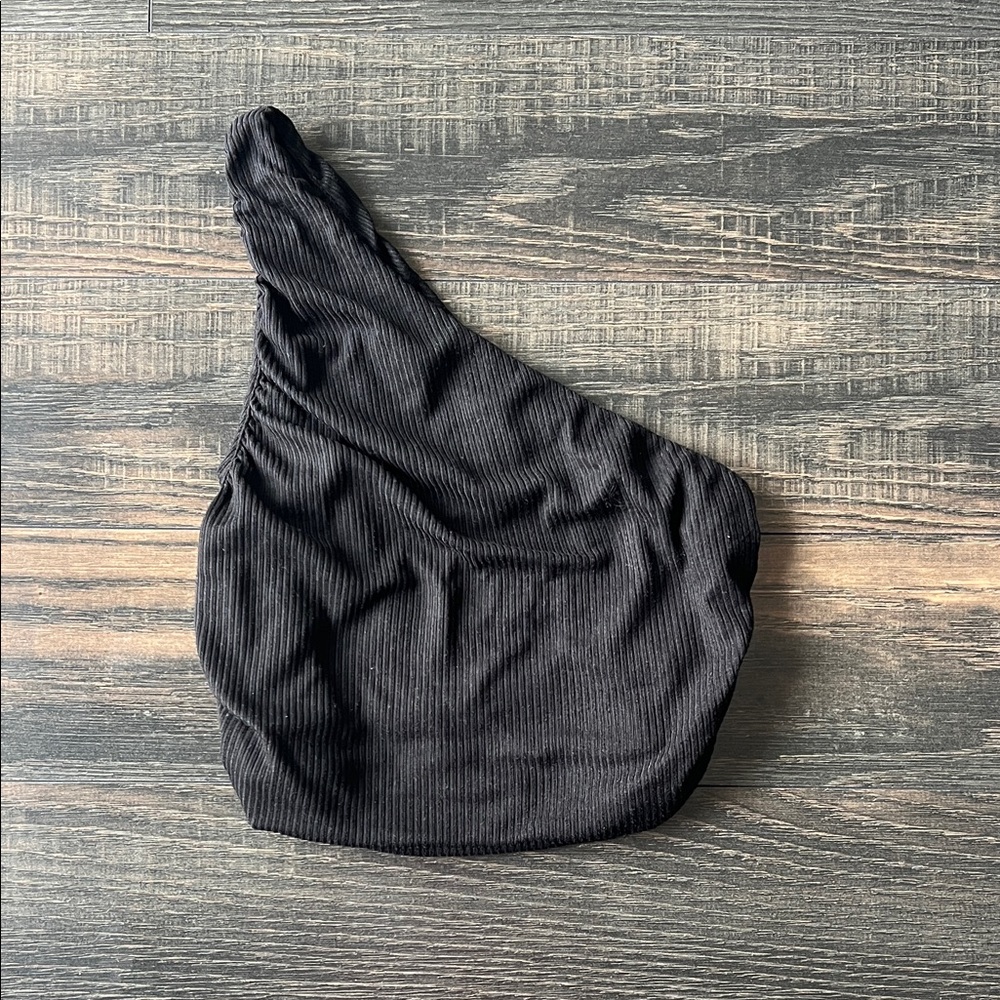 One-Shoulder Black Ribbed Crop Top